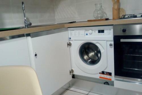 Villa Mimosa 300 Mt. Dal Mare 2 P.l.+2 Aggiuntivi