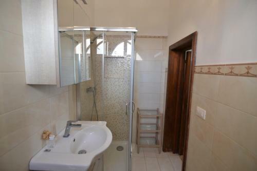 Apartamento Villetta In Centro A 250 Mt Dal Mare - Cod 116