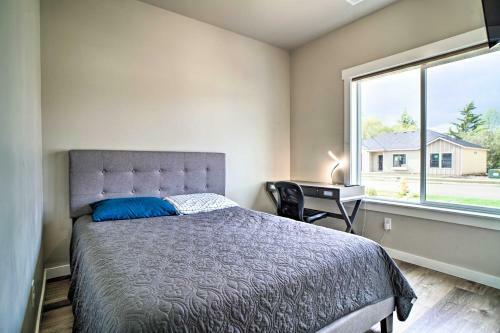Modern Medford Escape About 3 Mi To Downtown!