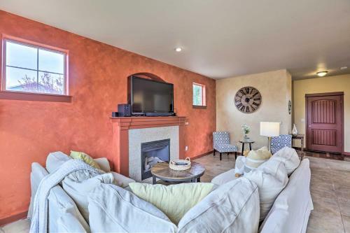 Welcoming Bend Home Less Than 4 Mi To Pilot Butte!