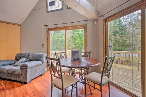 Pet-friendly Albrightsville Cabin With Grill!