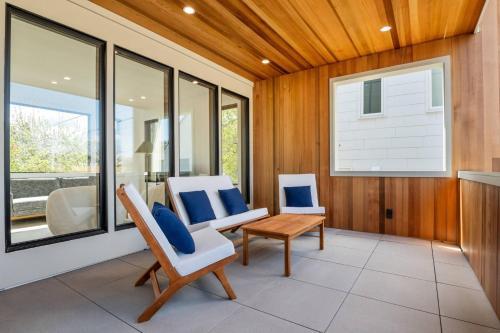 Williams Retreat Unit 2