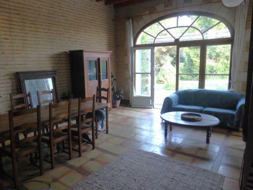 Charmante Maison Avec Piscine