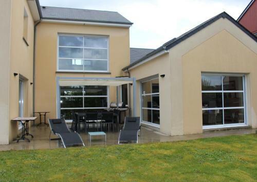 Villa Maison Circuit Bugatti 24 Heures Du Mans