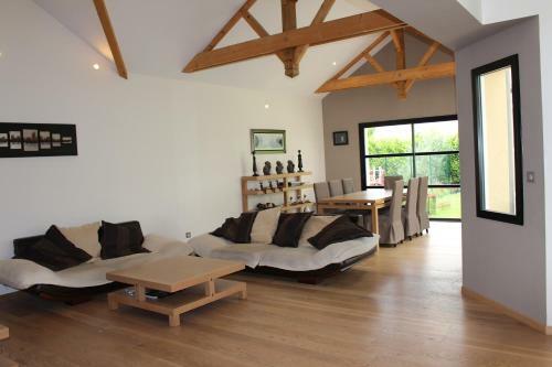 Villa Maison Circuit Bugatti 24 Heures Du Mans