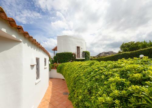 Villa Melograno - Luxury Villas In Sardinia - Palau