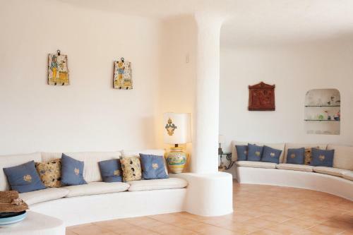 Villa Melograno - Luxury Villas In Sardinia - Palau