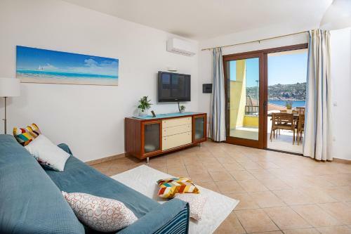 Apartamento Fronte Mare Capo Testa 1