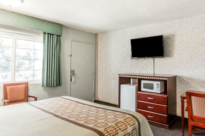 Hotel Rodeway Inn Escondido