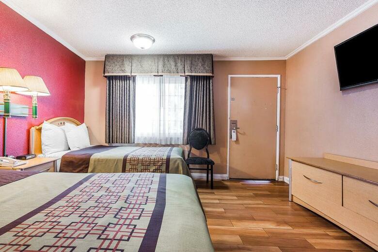 Hotel Rodeway Inn Escondido
