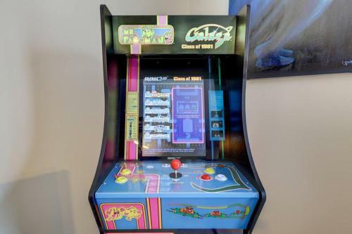 The Gap View Poconos Family Getaway With Game Room