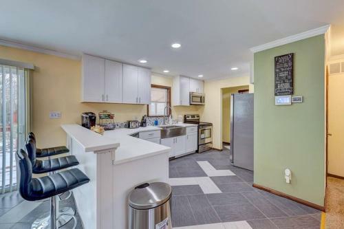 The Gap View Poconos Family Getaway With Game Room