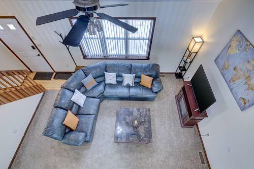 The Gap View Poconos Family Getaway With Game Room
