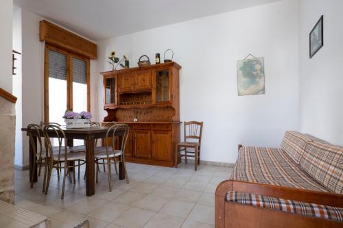 Apartamento Villino Dei Pini Baia Verde - Cod 212