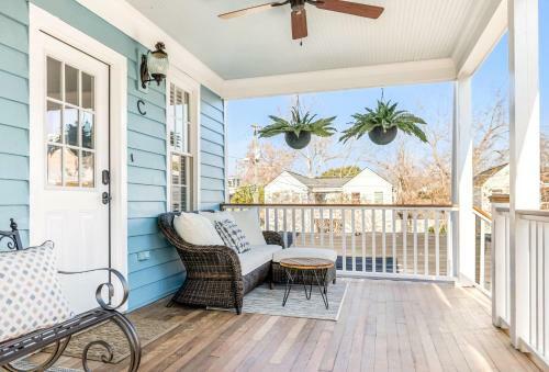 Stunning Secret Courtyard - 1 Block To King