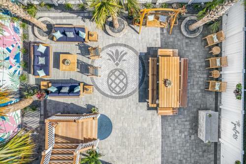 Stunning Secret Courtyard - 1 Block To King