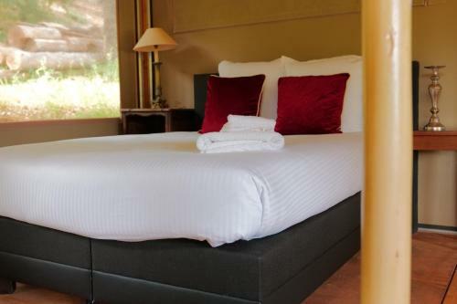 Les Lodges Du Domaine De La Cascade D'argens