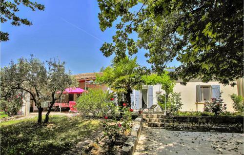 Stunning Home In Le Thor With Wifi And 4 Bedrooms