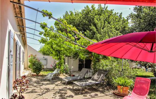 Stunning Home In Le Thor With Wifi And 4 Bedrooms