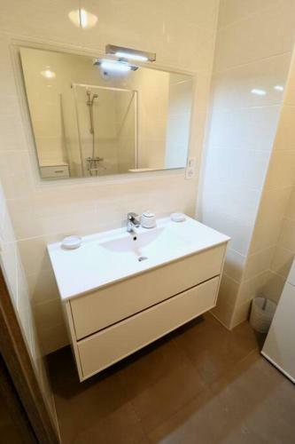 Apartamento Maison Bleue - Apt 4 Pers, 2 Chambres, Prox March�