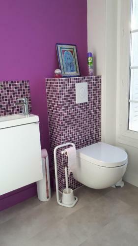 Canap�-lit Dans Le Salon Au Calme Pr�s De Paris