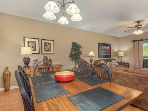 Apartamento Whispering Waters Cedar Lodge 302