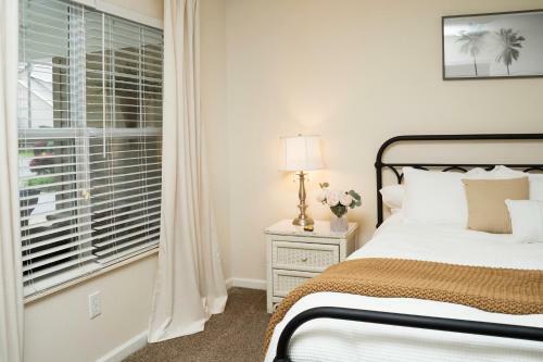 Luxe Quiet Townhouse W/parking/pool/by Dollywood
