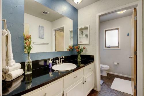 Three Bedroom House With Two Bedroom Suite