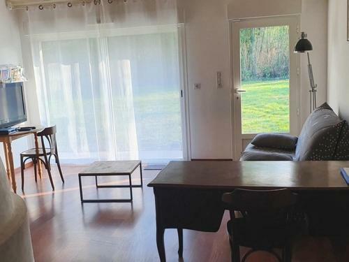 Gite Louer, 2 Bedrooms, 4 Persons - Fr-1-360-719