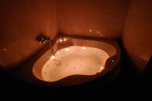 Apartamento L'idylle - Studio Cocooning Avec Jacuzzi