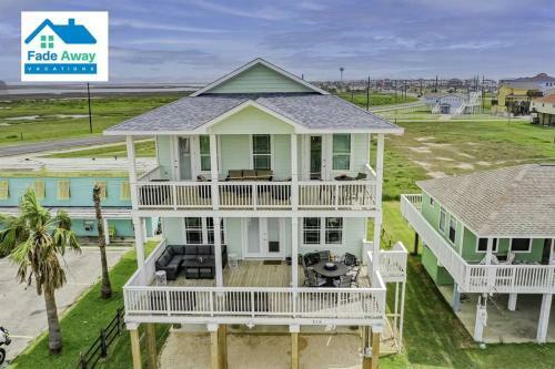 Kalm By The Beach - Ocean View - Sleeps 14