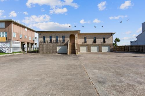 Bay Dreamer - Massive Bayfront Home With Private Pool Home
