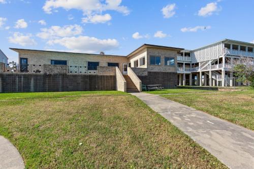 Bay Dreamer - Massive Bayfront Home With Private Pool Home