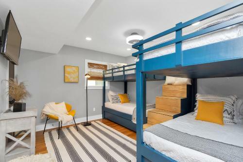 New! ?change Of Pace? 5 Blk To Beach Bikes+firepit