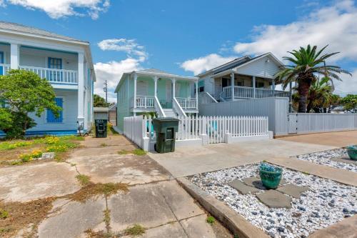 Lazy Days Cottage - Amazing Views And Great Location! Home