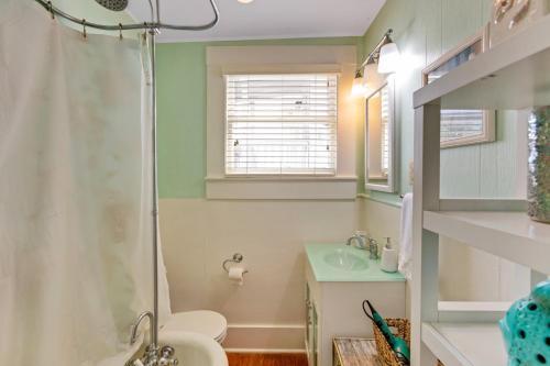 Lazy Days Cottage - Amazing Views And Great Location! Home