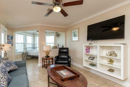 Mustang Island Beach Club 101k