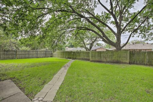 Traditional Richardson Home With Private Yard!