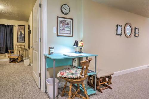 Charming Lehi Apartment With Yard And Fire Pit!
