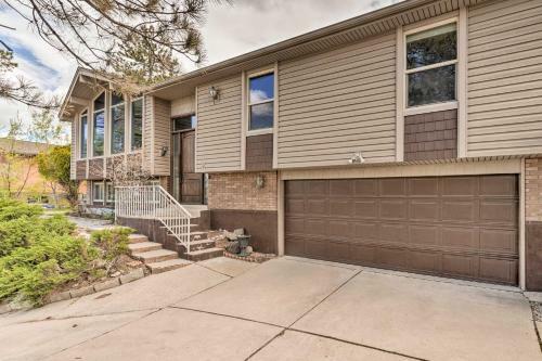 Eclectic Salt Lake Home With 2 Decks And Fire Pit