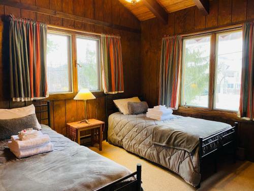 Large 6 Bedroom 3 Bath Vermont Home On Mt Snow Resort