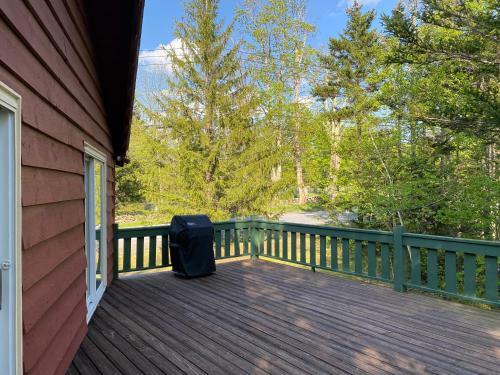 Large 6 Bedroom 3 Bath Vermont Home On Mt Snow Resort