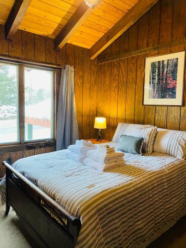 Large 6 Bedroom 3 Bath Vermont Home On Mt Snow Resort