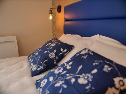 Hostal Room In Apartment - Blue Reves Apartment