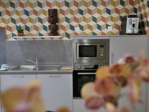 Hostal Room In Apartment - Dream Beach Apartment