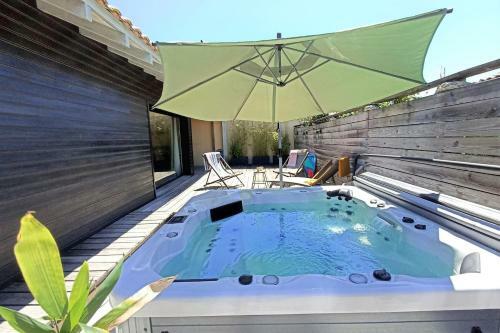 Very Nice Wood Frame House With Garden