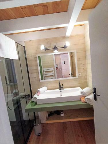 Very Nice Wood Frame House With Garden