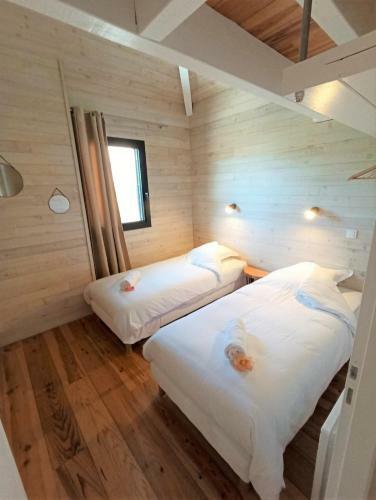 Very Nice Wood Frame House With Garden