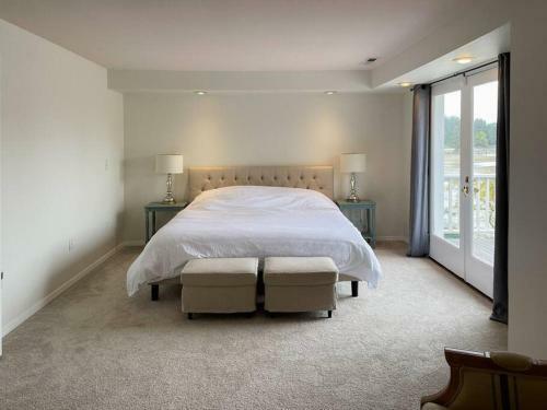 Villa Waterfront Home In Gig Harbor