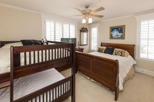 Seaside Sanctuary Oceanfront- Pool Open Year Round